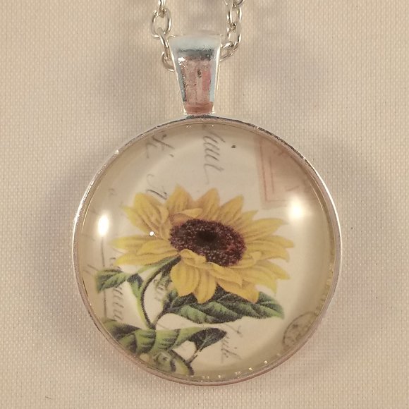 Kristy's Jewels Jewelry - Silver Sunflower Glass Cabochon Necklace